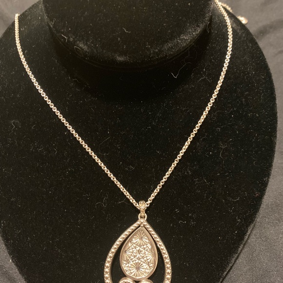 Brighton sea of love necklace - Picture 2 of 5